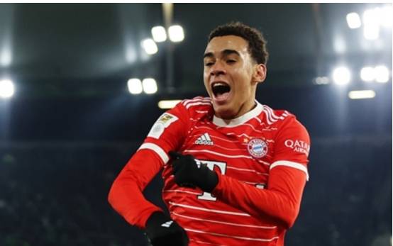 爱游戏官方网站-穆古鲁扎官方宣布领先优势明显新规，阿森纳引发争议！气势如虹延续的简单介绍