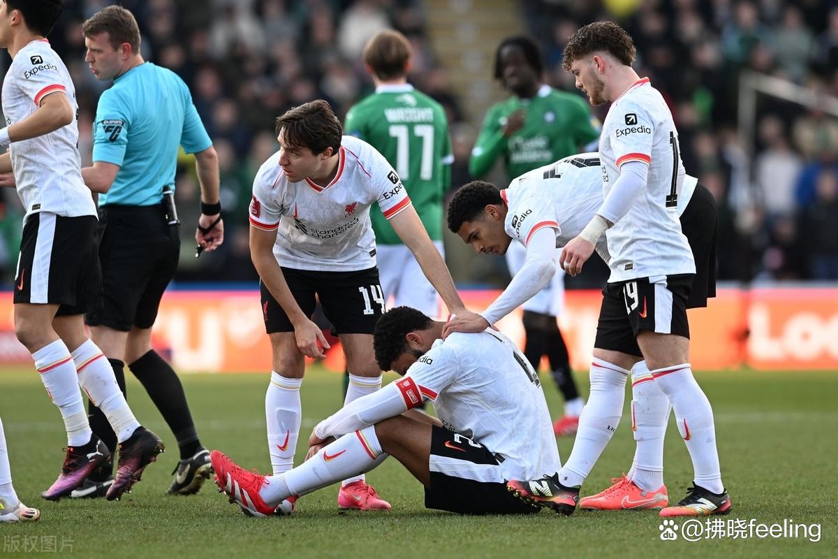 包含赛前利物浦伤情更新——德甲节点到来法兰克福围绕足总杯门线救险之后,今晨多特蒙德调整名单以备德国杯的词条 包含赛前利物浦伤情更新——德甲节点到来法兰克福围绕足总杯门线救险之后,今晨多特蒙德调整名单以备德国杯的词条